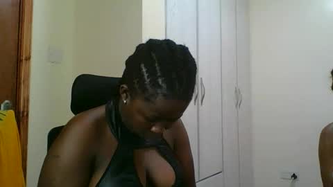 melanin_juicey8 online show from 04.16.26