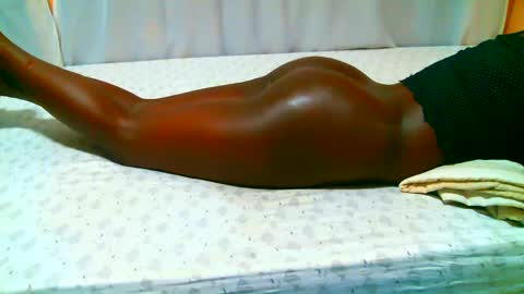 Snapshot of melanin_queen22 chatting on 09.22.25 melanin queen online show from 09.22.25