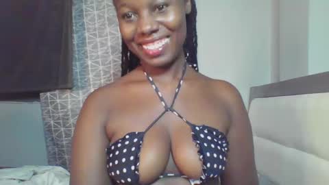 Snapshot of melanin_sassy96 chatting on 12.05.24 bad lil shawry online show from 12.05.24