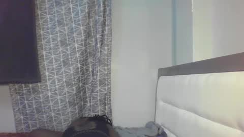Snapshot of melanin_sassy96 chatting on 12.13.24 bad lil shawry online show from 12.13.24