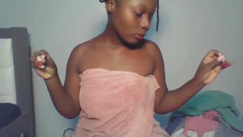 Snapshot of melanin_sassy96 chatting on 01.12.25 bad lil shawry online show from 01.12.25