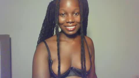 Snapshot of melanin_sassy96 chatting on 01.13.25 bad lil shawry online show from 01.13.25