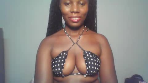 Snapshot of melanin_sassy96 chatting on 01.18.25 bad lil shawry online show from 01.18.25