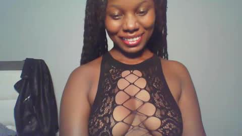 Snapshot of melanin_sassy96 chatting on 01.29.25 bad lil shawry online show from 01.29.25