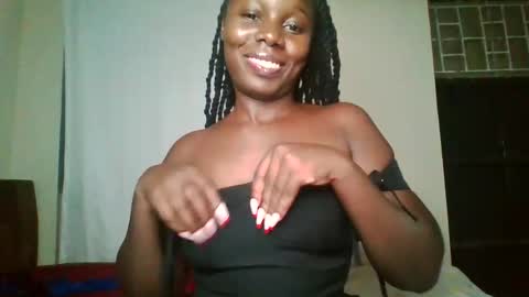 Snapshot of melanin_sassy96 chatting on 03.07.25 bad lil shawry online show from 03.07.25