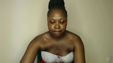 Snapshot of melaningoddess30 chatting on 02.23.25 melaningoddess30 online show from 02.23.25