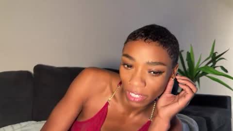 Snapshot of melaninmelanix chatting on 02.06.26 melaninmelanix online show from 02.06.26