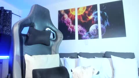 Snapshot of melannia_hills chatting on 03.02.25 melannia_hills online show from 03.02.25