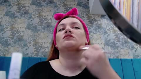 Snapshot of melanniebrown chatting on 01.31.25 melanniebrown online show from 01.31.25