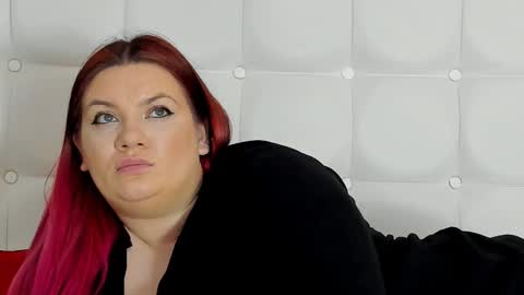 Snapshot of melanniebrown chatting on 03.05.25 melanniebrown online show from 03.05.25