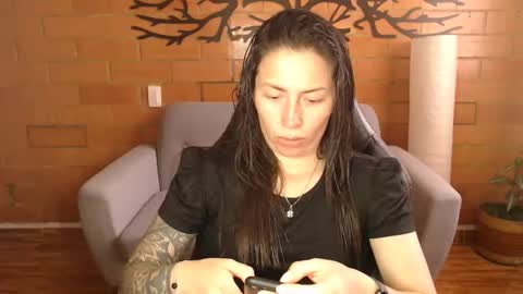 Melanny online show from 11.20.25