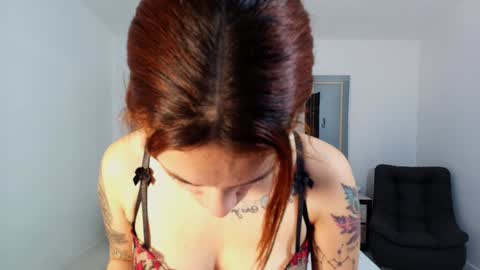 Snapshot of melanny_luv chatting on 01.08.25 MelanyLuv online show from 01.08.25