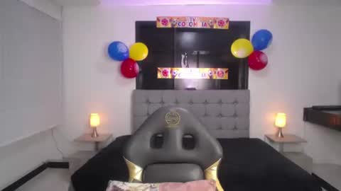 melanny_petite online show from 07.01.26