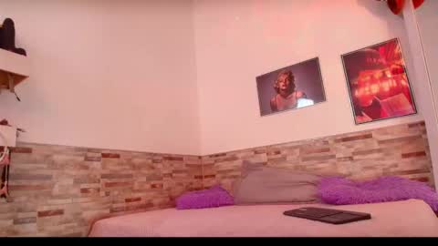 Melanny taylor online show from 12.19.25