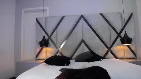 Snapshot of melanyandethan chatting on 09.25.25 melanyandethan online show from 09.25.25