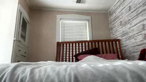 Tan lines online show from 02.01.26