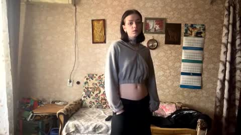 Snapshot of meliavoiles chatting on 11.16.25 Emily online show from 11.16.25