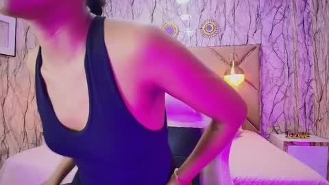 MELII EBONY online show from 10.27.25