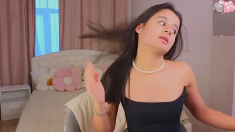 Victoria online show from 12.11.24