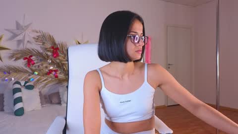 Victoria online show from 01.07.25