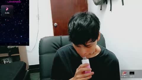 Snapshot of melissa_and_dany chatting on 10.20.25 Melissas Corner online show from 10.20.25