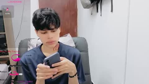 Snapshot of melissa_and_dany chatting on 11.25.25 Melissas Corner online show from 11.25.25