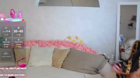 Hot Milf Melissa  ONLINE  Mon  Tue  Wed  Fr  Sun  - 9pm - 6amUTC3 online show from 04.18.26