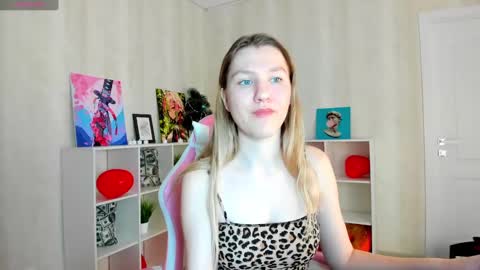 melissa_moooree online show from 02.27.25