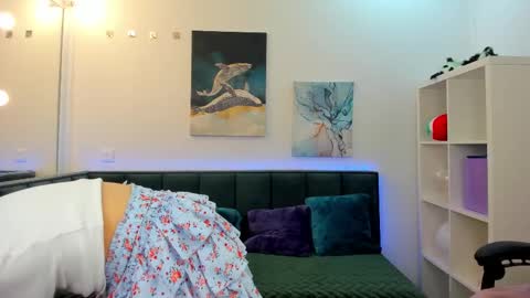 Snapshot of melissa_new22 chatting on 10.24.25 melissa_new22 online show from 10.24.25