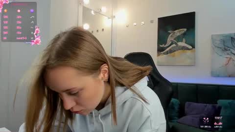 Snapshot of melissa_new22 chatting on 11.28.25 melissa_new22 online show from 11.28.25