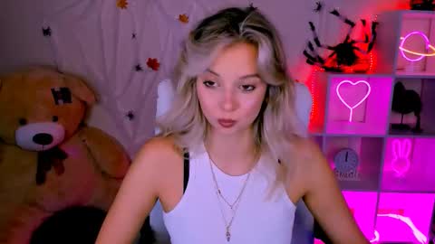 Melissa online show from 10.16.25