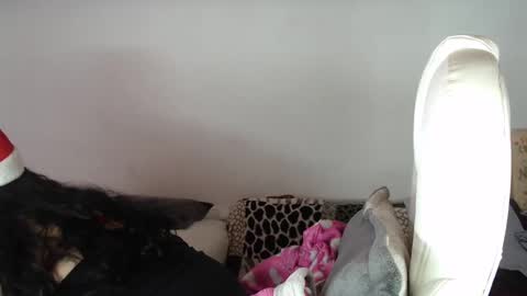 Snapshot of melissa_sexytits chatting on 12.27.24 Lau online show from 12.27.24