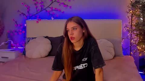 MelissaCrayzy online show from 11.18.25