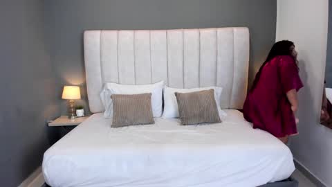 M E L I S S A  online show from 01.14.25