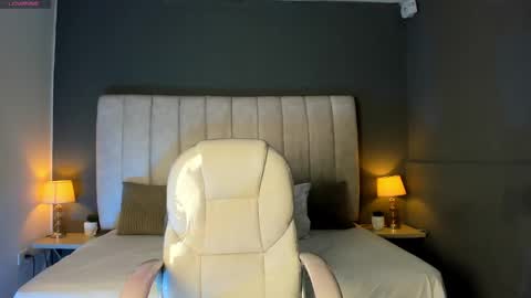 M E L I S S A  online show from 03.10.25