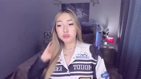 Melissa online show from 12.17.24