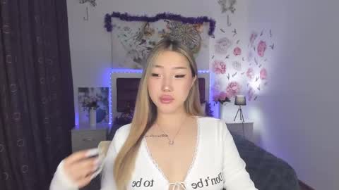 Melissa online show from 12.22.24