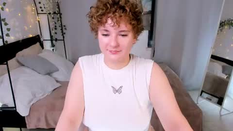 Snapshot of melittastorrie chatting on 06.15.26 Melitta online show from 06.15.26