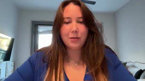 Snapshot of melkteeth chatting on 09.16.25 melkteeth online show from 09.16.25