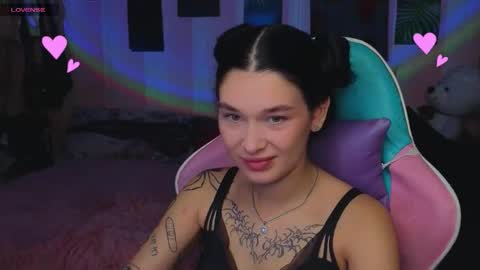 Freya  IM NONUDE online show from 09.23.25