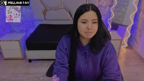 Snapshot of mellani_tay chatting on 11.30.25 Mellani online show from 11.30.25