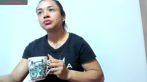 mellanie online show from 01.08.26