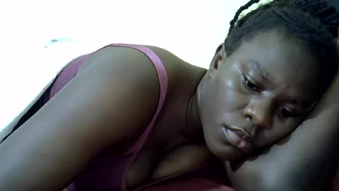 Snapshot of mellanine_ebony chatting on 06.22.26 mellanine_ebony online show from 06.22.26