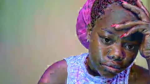 Snapshot of mellcy chatting on 12.27.24 mell online show from 12.27.24