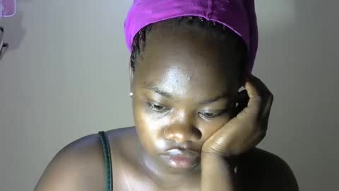 Snapshot of mellcy chatting on 12.29.24 mell online show from 12.29.24