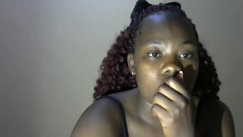 Snapshot of mellcy chatting on 01.10.25 mell online show from 01.10.25