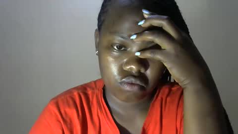 Snapshot of mellcy chatting on 02.02.25 mell online show from 02.02.25