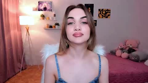 Snapshot of mellifluoustess chatting on 02.23.25 Tessa online show from 02.23.25