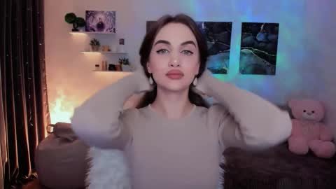 Tessa online show from 12.13.25