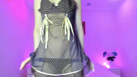 Snapshot of mellina_tey chatting on 01.16.25 Mellina online show from 01.16.25